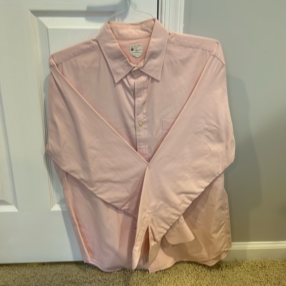 JCREW MENS SUNWASHED OXFORD. large, pink. - Picture 2 of 3